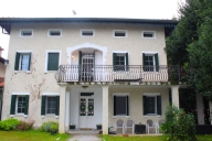 Visualizza le foto dell'immobile