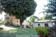 Visualizza le foto dell'immobile