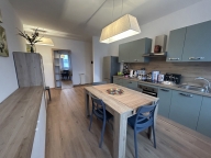 Visualizza le foto dell'immobile