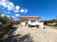 Visualizza le foto dell'immobile