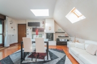 Visualizza le foto dell'immobile