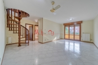 Visualizza le foto dell'immobile Visualizza le foto dell'immobile