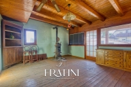 Visualizza le foto dell'immobile