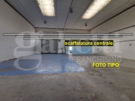 Visualizza le foto dell'immobile