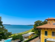 Visualizza le foto dell'immobile