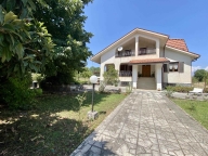 Visualizza le foto dell'immobile