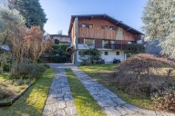 Visualizza le foto dell'immobile