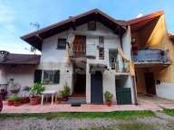 Visualizza le foto dell'immobile