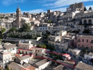 Visualizza le foto dell'immobile