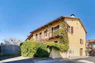 Visualizza le foto dell'immobile