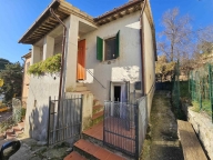 Visualizza le foto dell'immobile