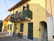 Visualizza le foto dell'immobile