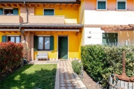 Visualizza le foto dell'immobile