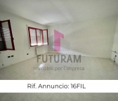 Visualizza le foto dell'immobile