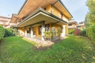 Visualizza le foto dell'immobile