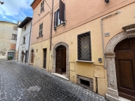 Visualizza le foto dell'immobile