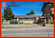 Visualizza le foto dell'immobile