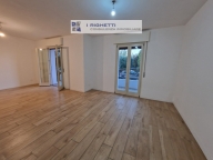 Visualizza le foto dell'immobile Visualizza le foto dell'immobile