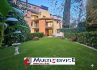 Visualizza le foto dell'immobile