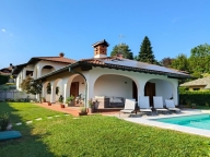 Visualizza le foto dell'immobile