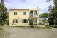 Visualizza le foto dell'immobile