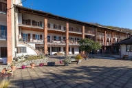 Visualizza le foto dell'immobile