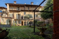 Visualizza le foto dell'immobile