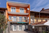 Visualizza le foto dell'immobile