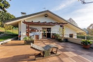 Visualizza le foto dell'immobile