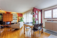 Visualizza le foto dell'immobile