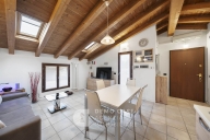 Visualizza le foto dell'immobile