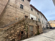 Visualizza le foto dell'immobile