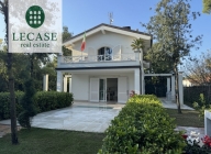 Visualizza le foto dell'immobile