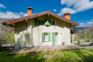 Visualizza le foto dell'immobile