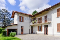 Visualizza le foto dell'immobile