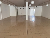 Visualizza le foto dell'immobile Visualizza le foto dell'immobile