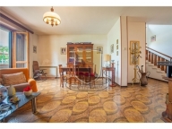 Visualizza le foto dell'immobile Visualizza le foto dell'immobile