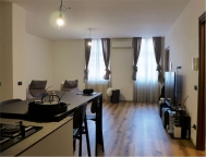 Visualizza le foto dell'immobile