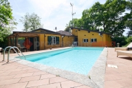 Visualizza le foto dell'immobile