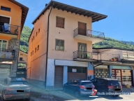 Visualizza le foto dell'immobile