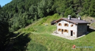 Visualizza le foto dell'immobile