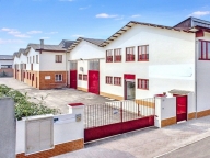 Visualizza le foto dell'immobile