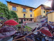 Visualizza le foto dell'immobile