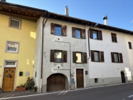 Visualizza le foto dell'immobile