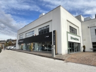 Visualizza le foto dell'immobile