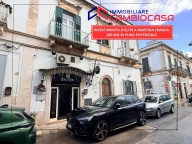 Visualizza le foto dell'immobile