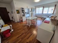 Visualizza le foto dell'immobile