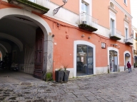 Visualizza le foto dell'immobile