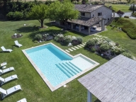 Visualizza le foto dell'immobile