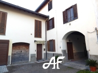 Visualizza le foto dell'immobile